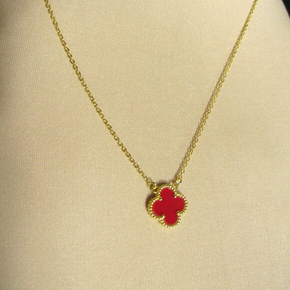 RED CLOVER PENDANT NECKLACE ADJUSTABLE LENGTH 925 - Picture 1 of 7